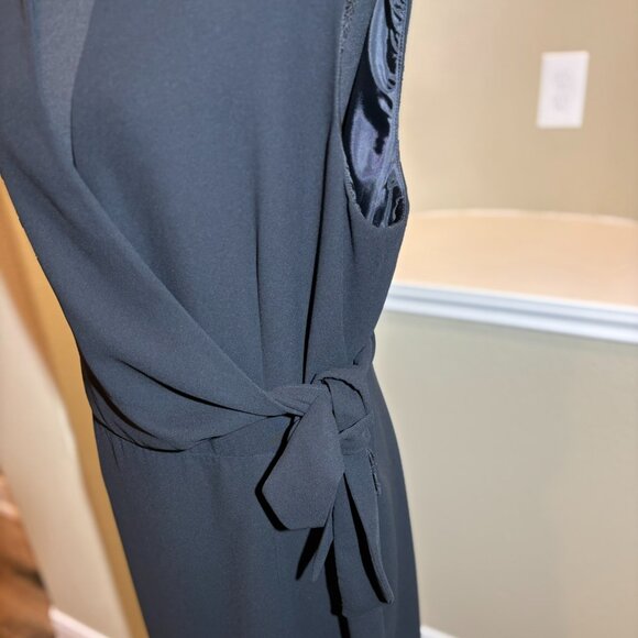 🍀Jones Wear Classic Sleeveless V-Neck Asymmetrical Black Dress - Picture 6 of 12